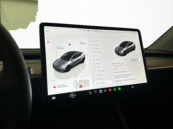 Tesla Model Y 19 of 30