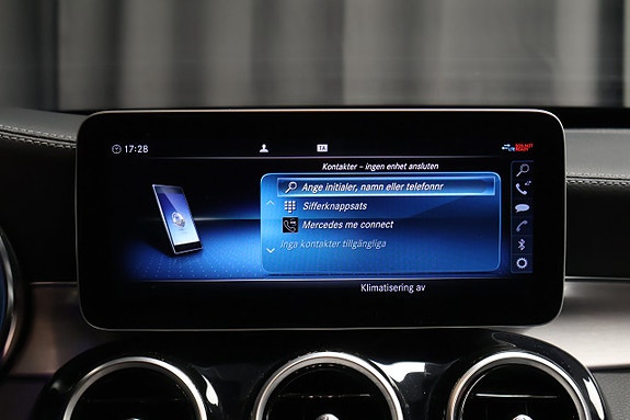 Mercedes-Benz C300 19 of 23