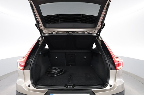 Volvo XC40 25 of 26