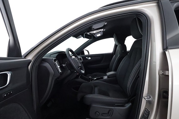 Volvo XC40 10 of 26