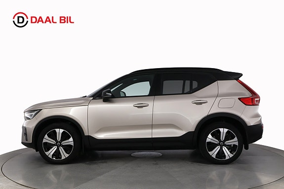 Volvo XC40 9 of 26