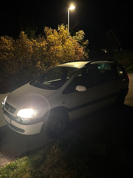 Opel Zafira 4 of 5