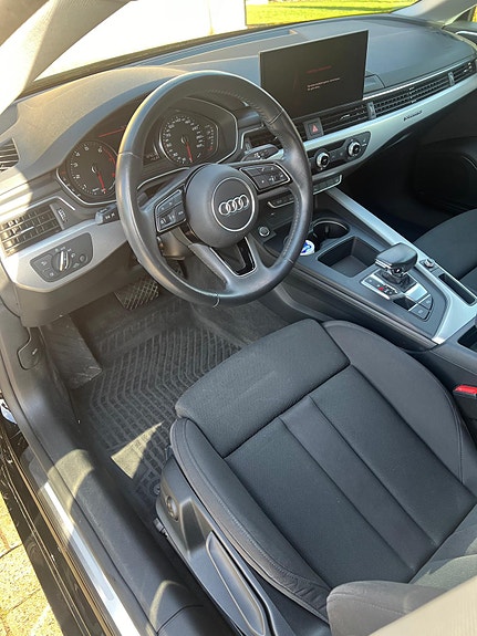 Audi A5 2 of 11