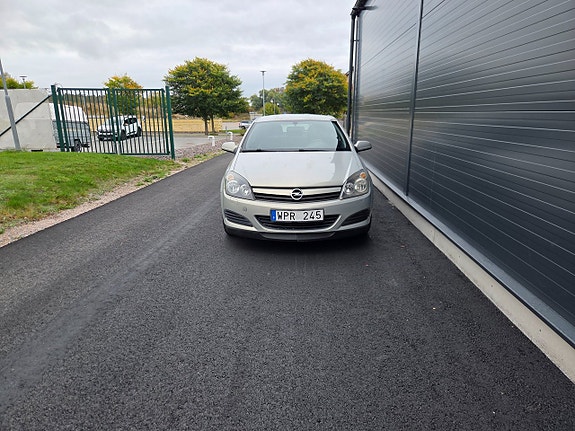 Opel Astra 8 of 18