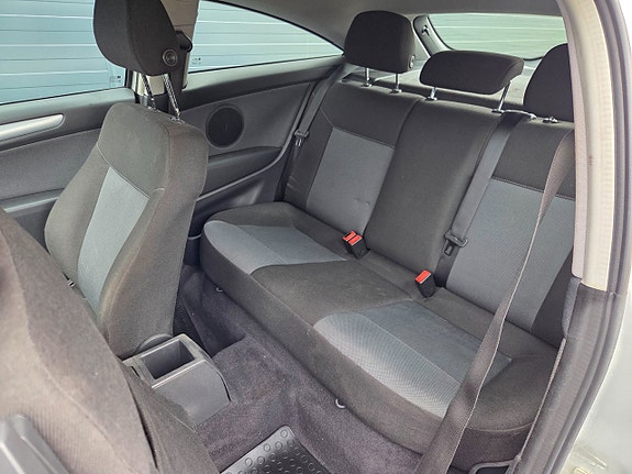 Opel Astra 14 of 18