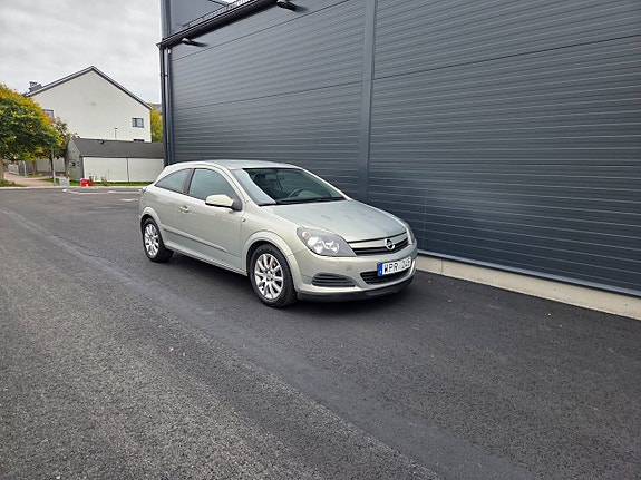 Opel Astra 9 of 18