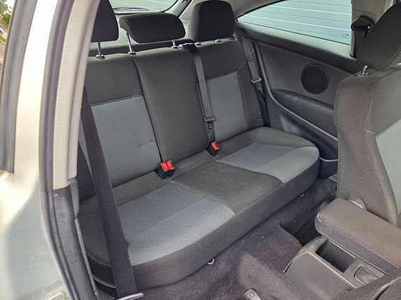 Opel Astra 18 of 18