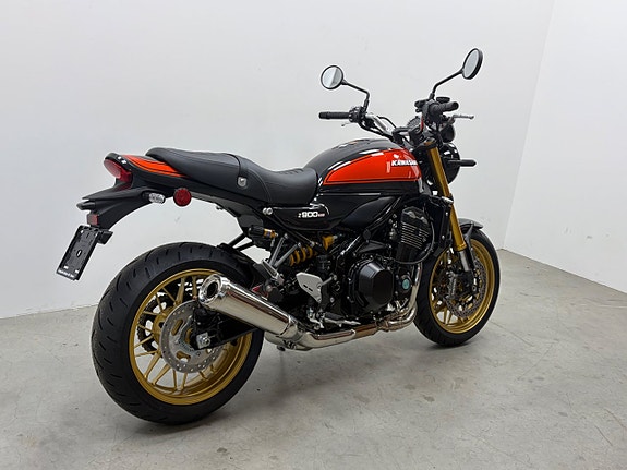 Kawasaki Z900 RS SE 2 of 5