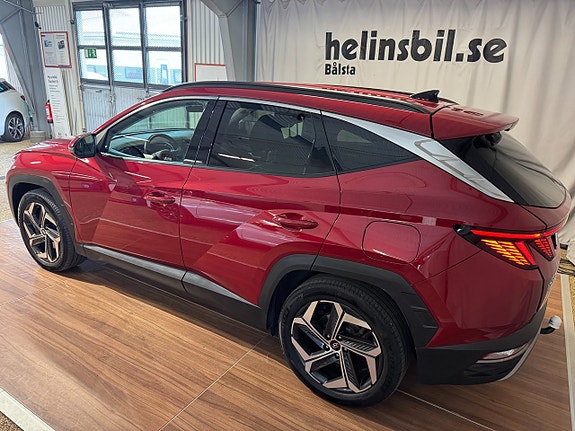Hyundai Tucson 2 of 10