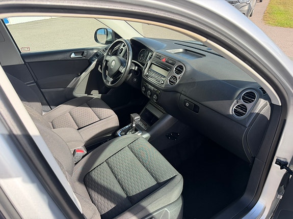 Volkswagen Tiguan 6 of 8