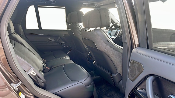 Land Rover Range Rover 5 of 9