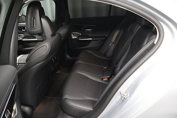 Mercedes-Benz C300 e 12 of 28