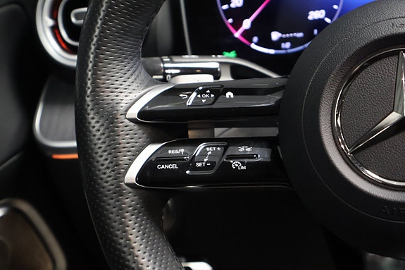 Mercedes-Benz C300 e 20 of 28