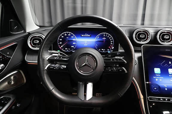 Mercedes-Benz C300 e 19 of 28