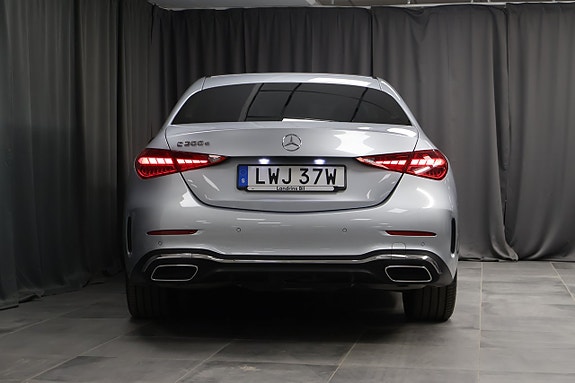 Mercedes-Benz C300 e 4 of 28