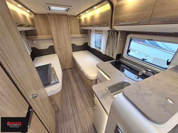 Knaus 700 MEB 9 of 15