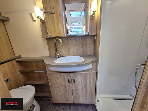 Knaus 700 MEB 10 of 15