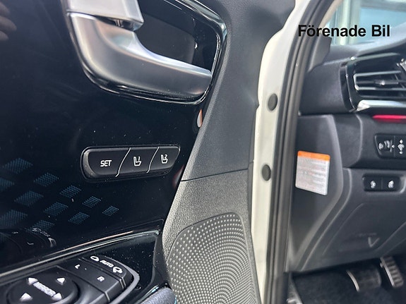Kia e-Niro 16 of 17