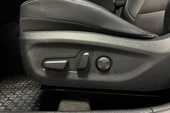 Kia Niro 25 of 25