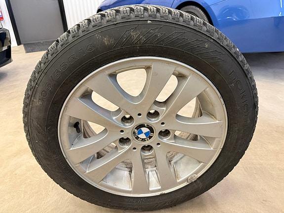 BMW 325i 26 of 27