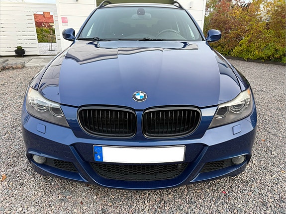 BMW 325i 13 of 27