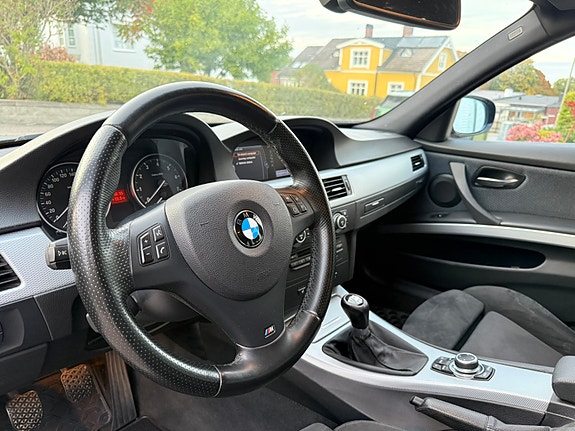 BMW 325i 17 of 27