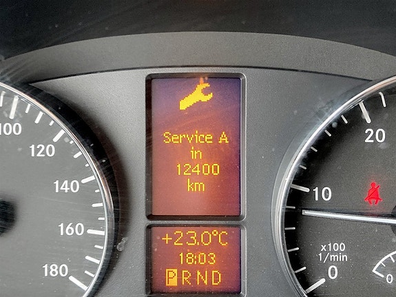 Mercedes-Benz Sprinter 211 12 of 18