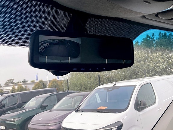 Mercedes-Benz Sprinter 211 13 of 18