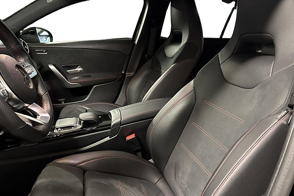 Mercedes-Benz A180 12 of 15