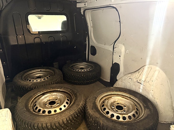 Renault Kangoo Express 15 of 17