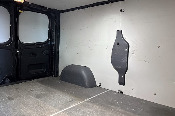 Renault Trafic 9 of 10