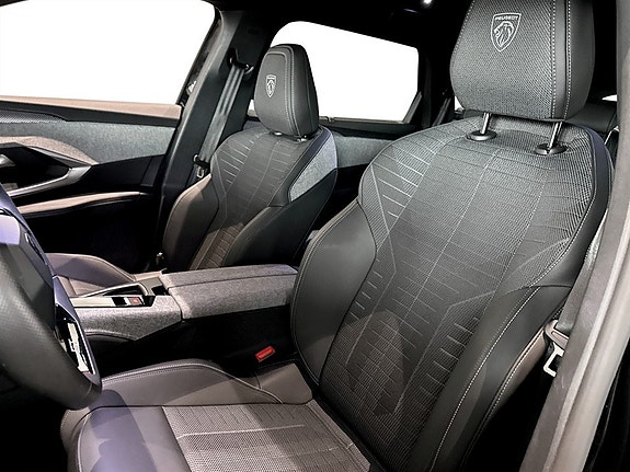 Peugeot 5008 4 of 15