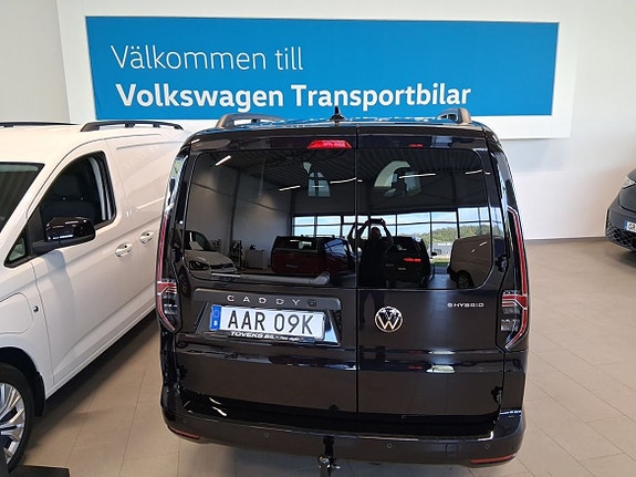 Volkswagen Caddy Maxi 3 of 9