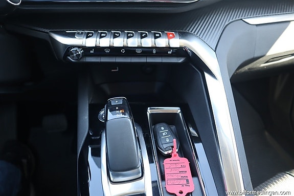 Peugeot 3008 8 of 20