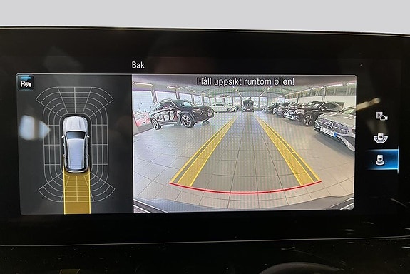 Mercedes-Benz EQB300 18 of 18