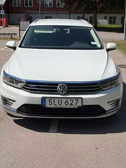 Volkswagen Passat 3 of 5