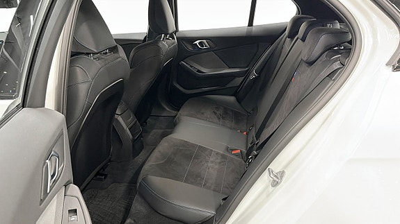 BMW 120 5 of 14