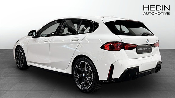 BMW 120 2 of 14