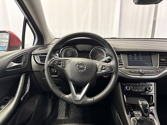Opel Astra 12 of 14