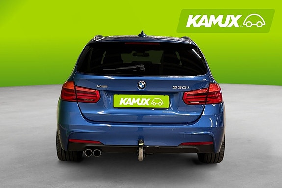 BMW 330i 5 of 26