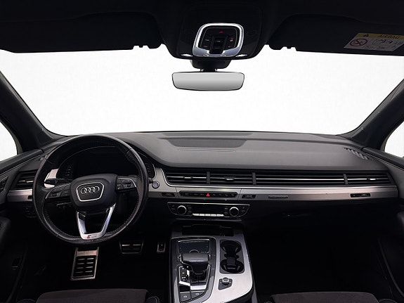 Audi Q7 16 of 30