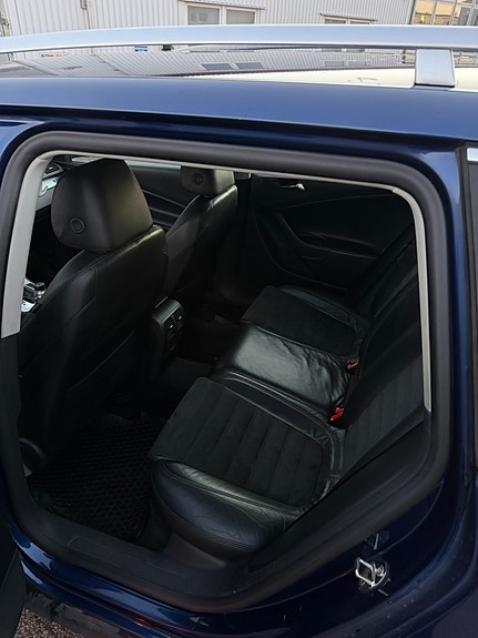 Volkswagen Passat 6 of 10