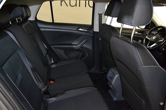 Volkswagen T-Cross 10 of 11