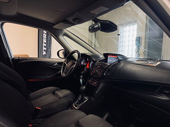 Opel Zafira Tourer 17 of 26