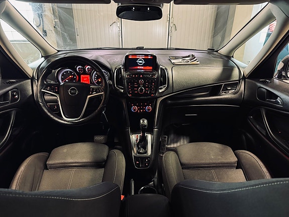 Opel Zafira Tourer 7 of 26