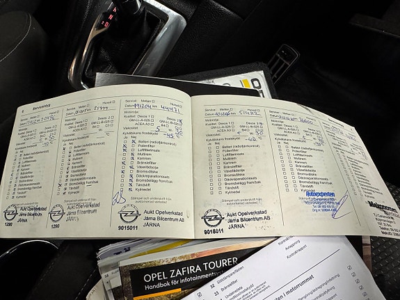 Opel Zafira Tourer 25 of 26