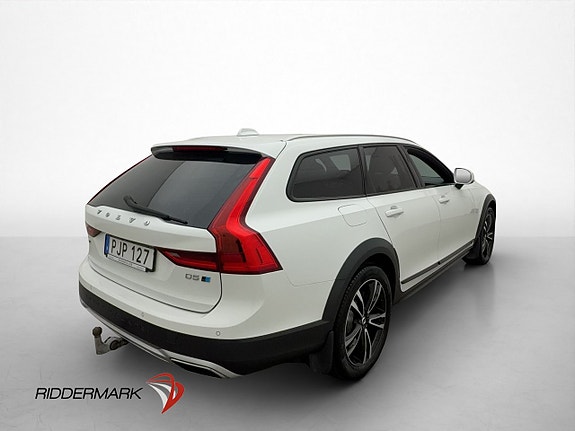 Volvo V90 Cross Country 8 of 30