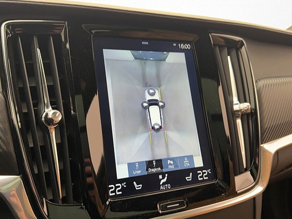 Volvo V90 Cross Country 23 of 30