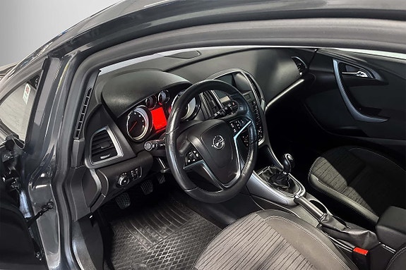 Opel Astra 4 of 7