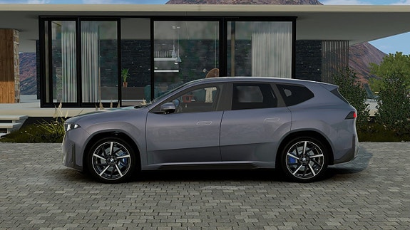 BMW iX3 4 of 13